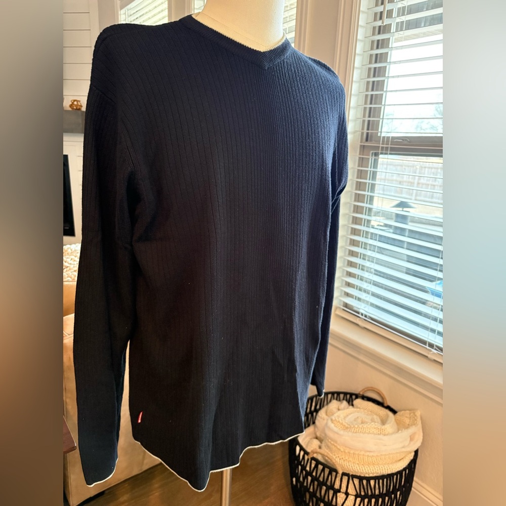 Quiksilver Men's V-Neck Sweater - Blue